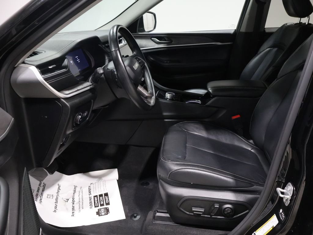 Used 2021 Jeep Grand Cherokee L Limited image 11