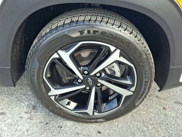 Used 2023 Chevrolet TrailBlazer RS w/ Convenience Package FWD image 11