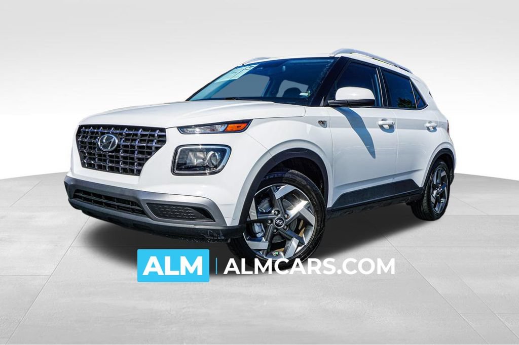 Used 2025 Hyundai Venue SEL