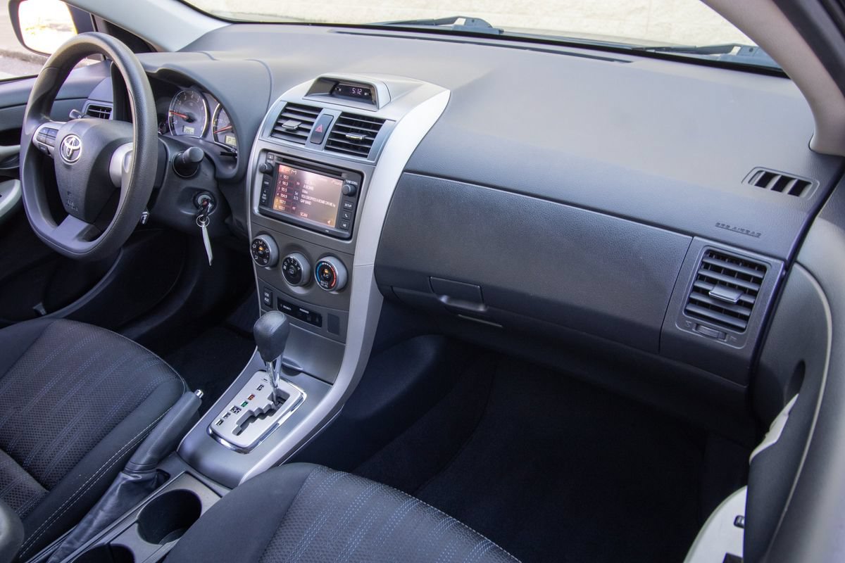 Used 2013 Toyota Corolla S FWD image 21