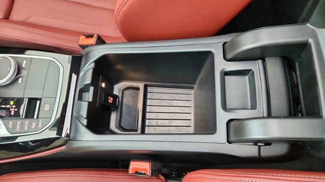 Used 2025 BMW X4 M40i AWD/4WD image 57