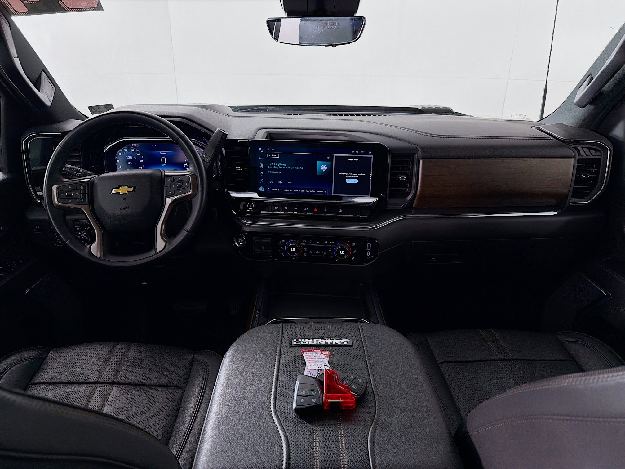 Used 2024 Chevrolet Silverado 2500 High Country w/ High Country Premium Package image 24