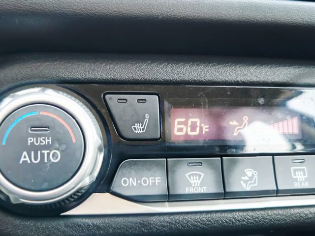 Used 2024 Nissan Versa SR image 26