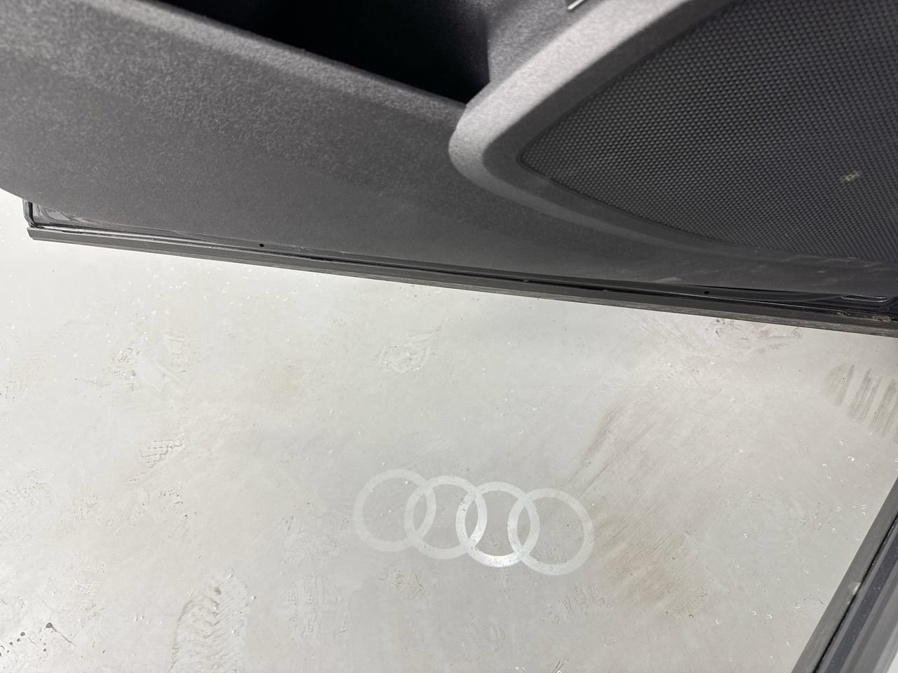 Used 2025 Audi Q5 Premium Plus w/ Premium Plus AWD/4WD image 18