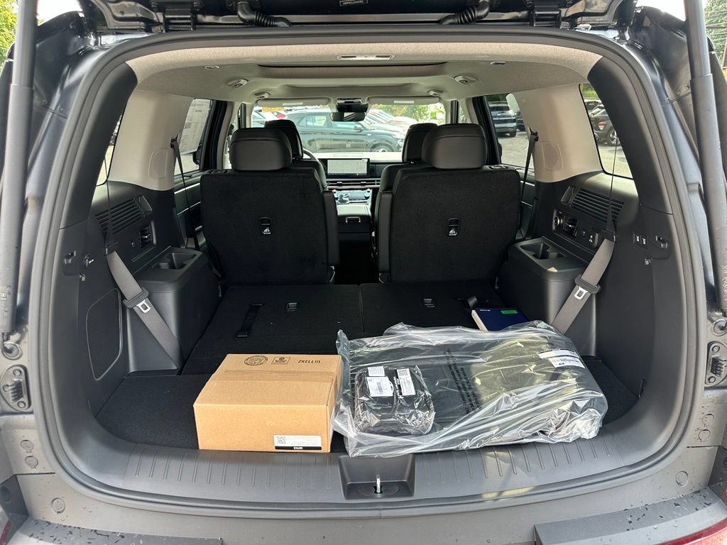 New 2027 Hyundai Santa Fe Limited w/ Tow & Go Package AWD/4WD image 26