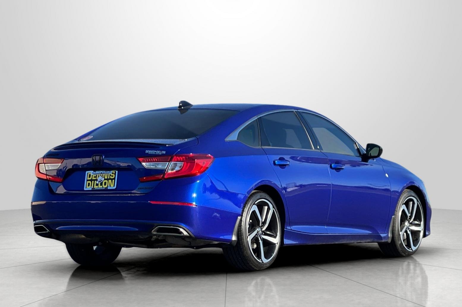 Used 2022 Honda Accord Sport image 5