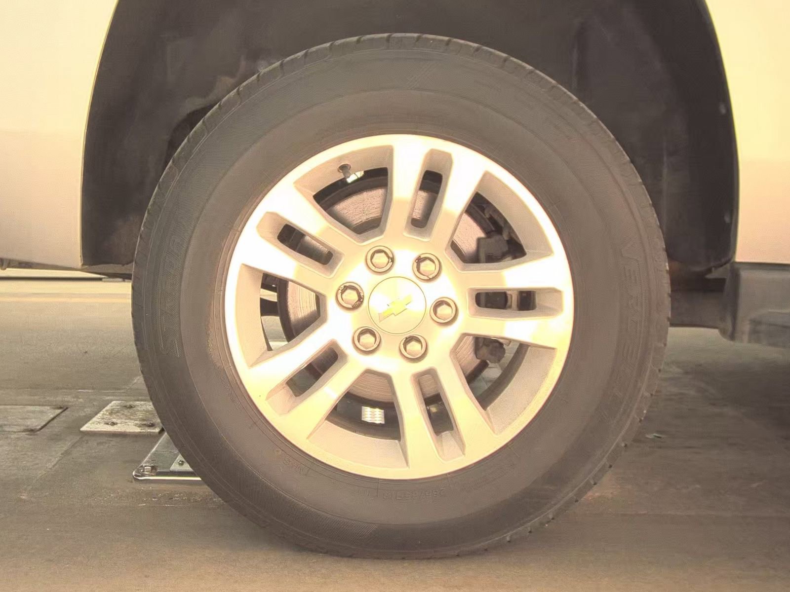 Used 2018 Chevrolet Tahoe LT image 12