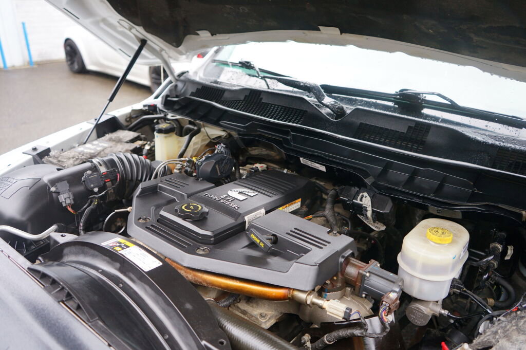 Used 2016 RAM 2500 Tradesman w/ Chrome Appearance Group image 11