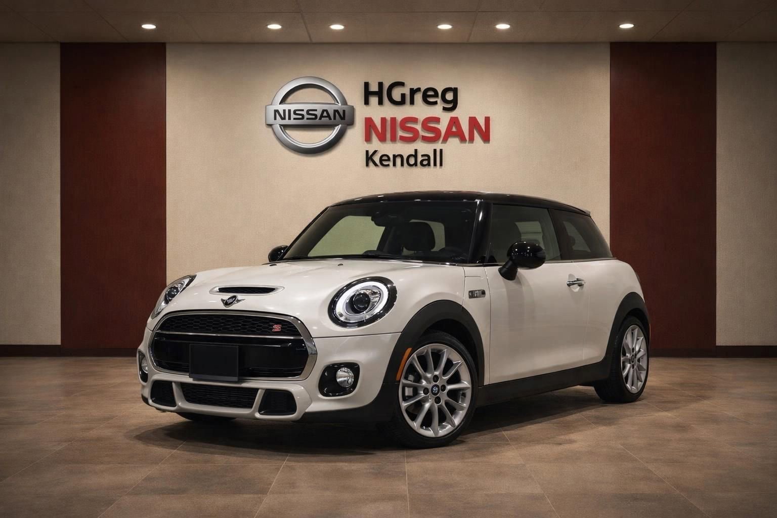 Used 2017 MINI Cooper Countryman S FWD image 6