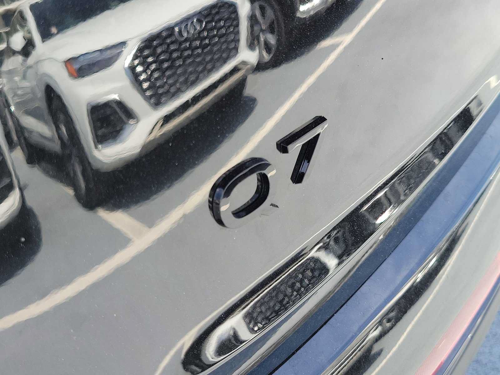 Certified 2026 Audi Q7 3.0T Premium w/ Convenience Plus Package AWD/4WD image 11