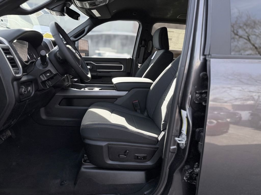 New 2025 RAM 2500 Big Horn image 17