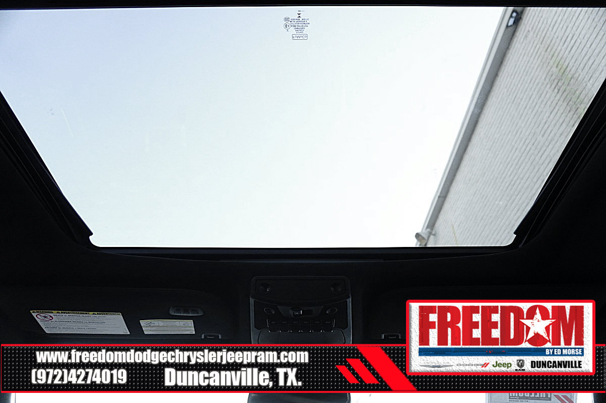 Used 2017 Ford F250 Platinum w/ Platinum Ultimate Package AWD/4WD image 36