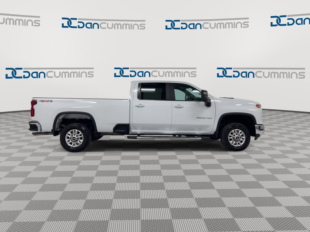 Used 2025 Chevrolet Silverado 2500 LT w/ Convenience Package image 9