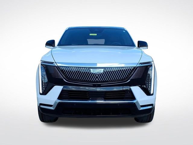 Certified 2025 Cadillac Escalade IQ Luxury 2 w/ LPO, Premium Carpet Package AWD/4WD image 8