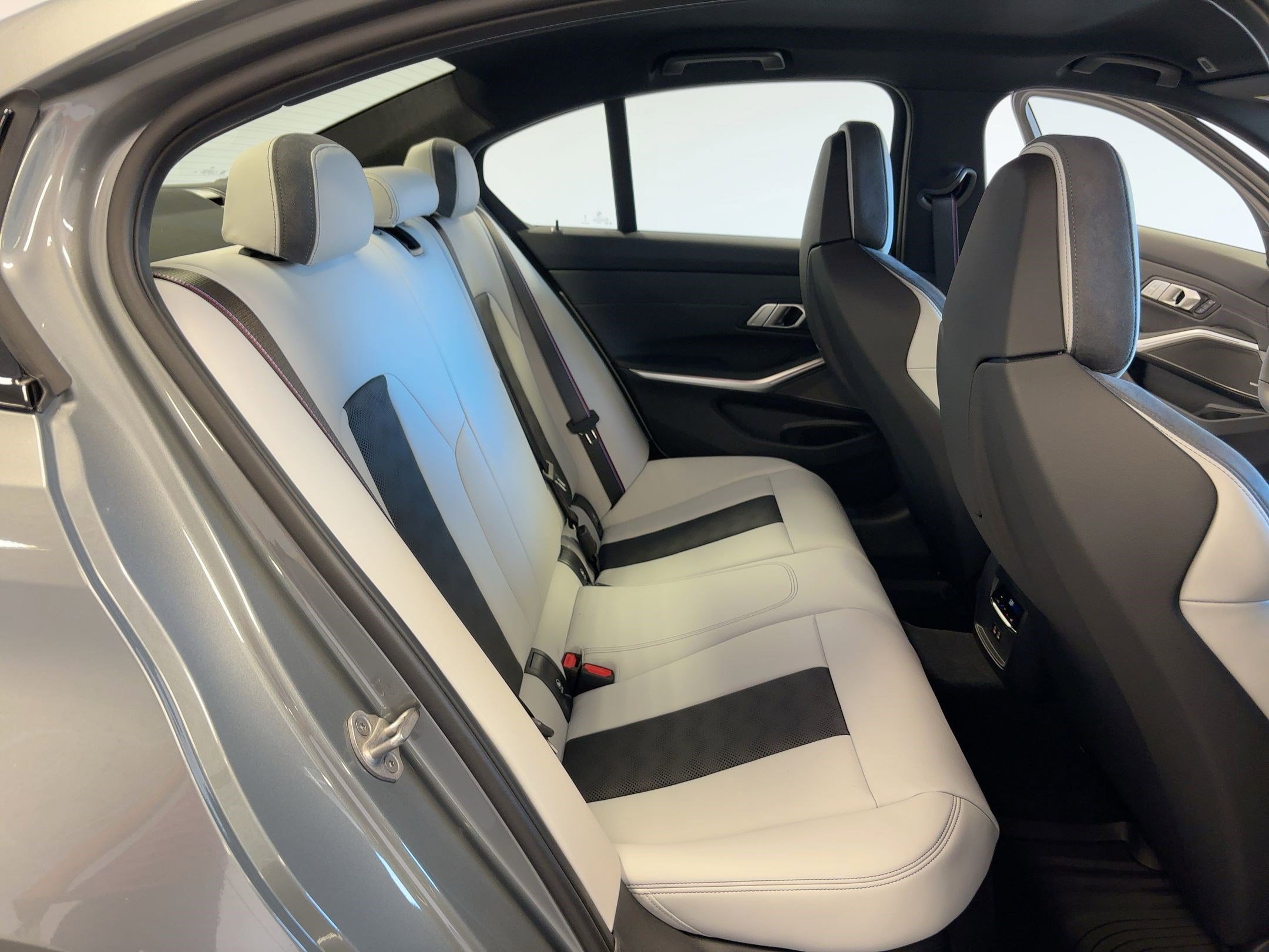 Certified 2026 BMW M3 Competition w/ Executive Package image 29