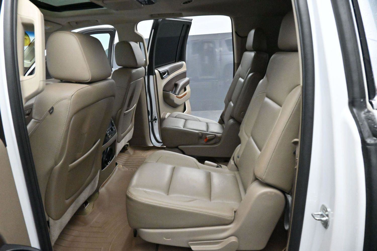 Used 2016 Chevrolet Suburban LTZ AWD/4WD image 33