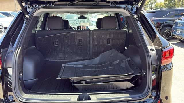 New 2026 Chevrolet Blazer LT w/ Convenience Package FWD image 31