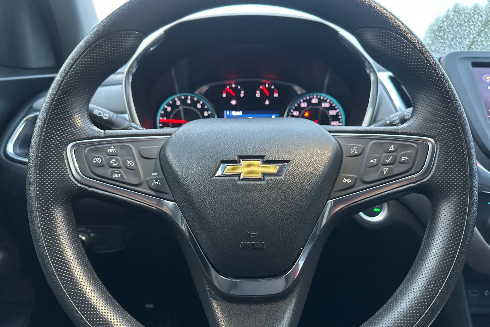 Used 2024 Chevrolet Equinox LS w/ LS Convenience Package image 30