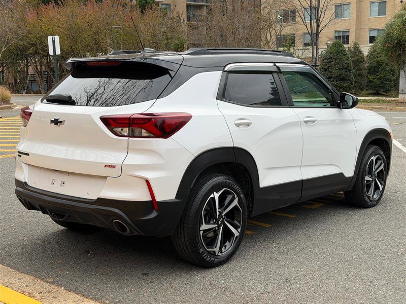 Used 2021 Chevrolet TrailBlazer RS w/ Sun and Liftgate Package image 10