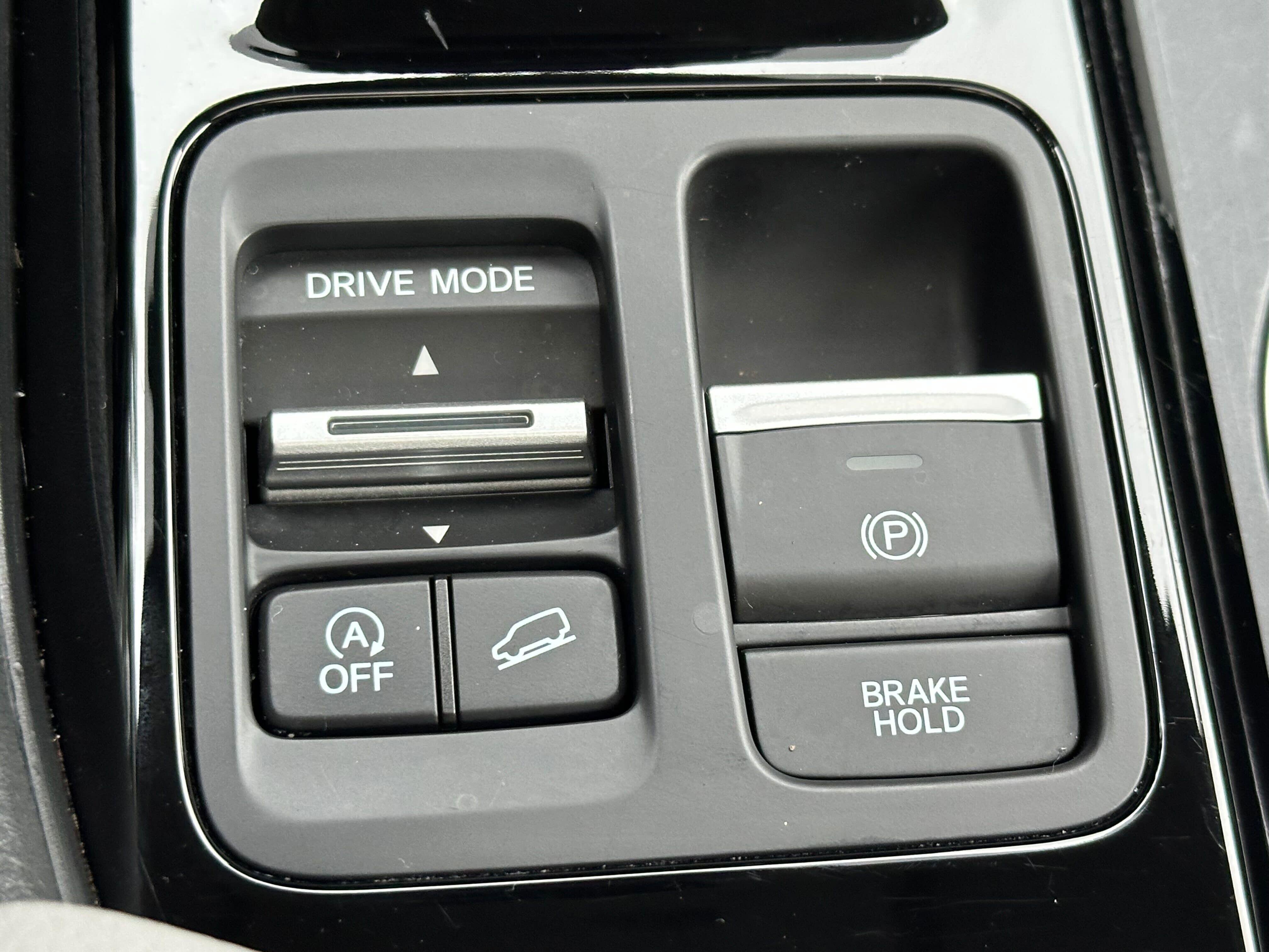 Used 2023 Honda Pilot Touring image 29