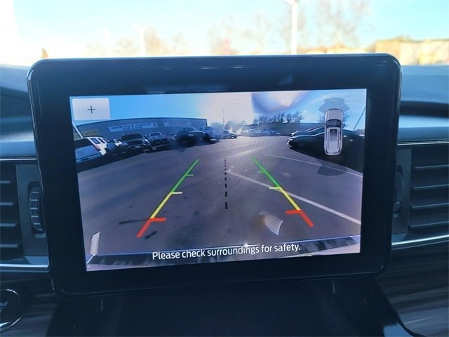 Used 2023 Ford Explorer Limited image 15