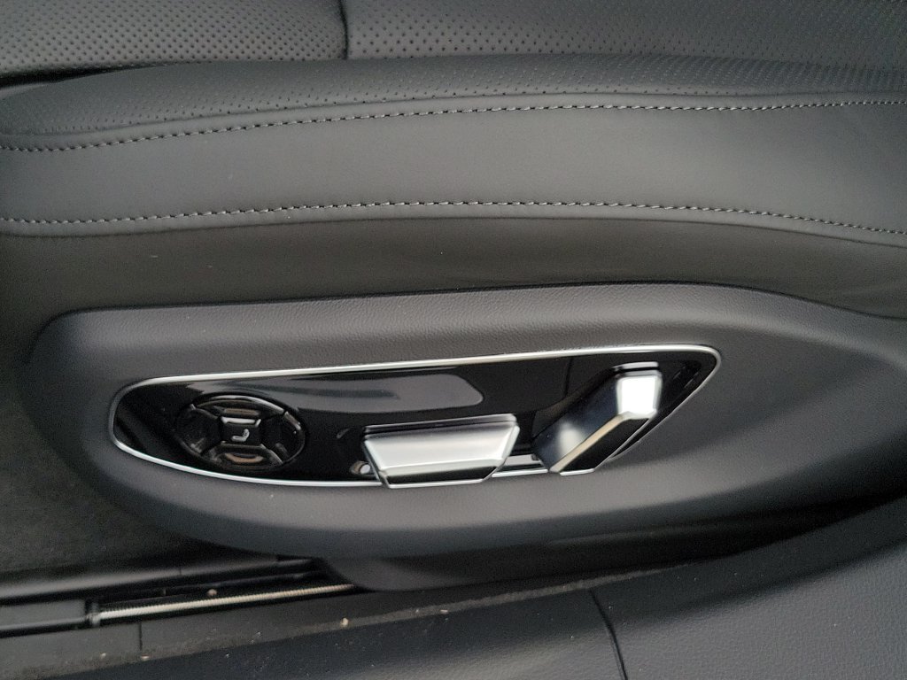 New 2026 Audi A8 L 3.0T AWD/4WD image 19