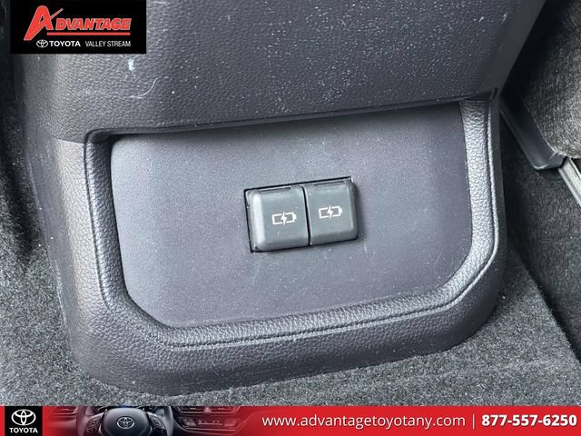 Certified 2023 Toyota Highlander XSE AWD/4WD image 17