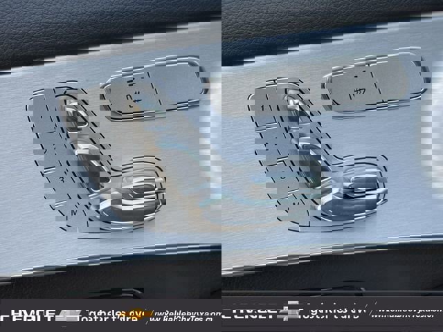 Used 2022 Mercedes-Benz GLC 300 image 25