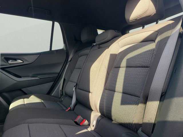 New 2026 Chevrolet Equinox LT w/ Safety and Technology Package image 8