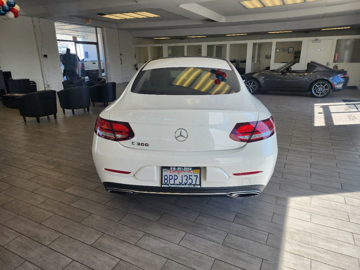 Used 2019 Mercedes-Benz C 300 Coupe image 4