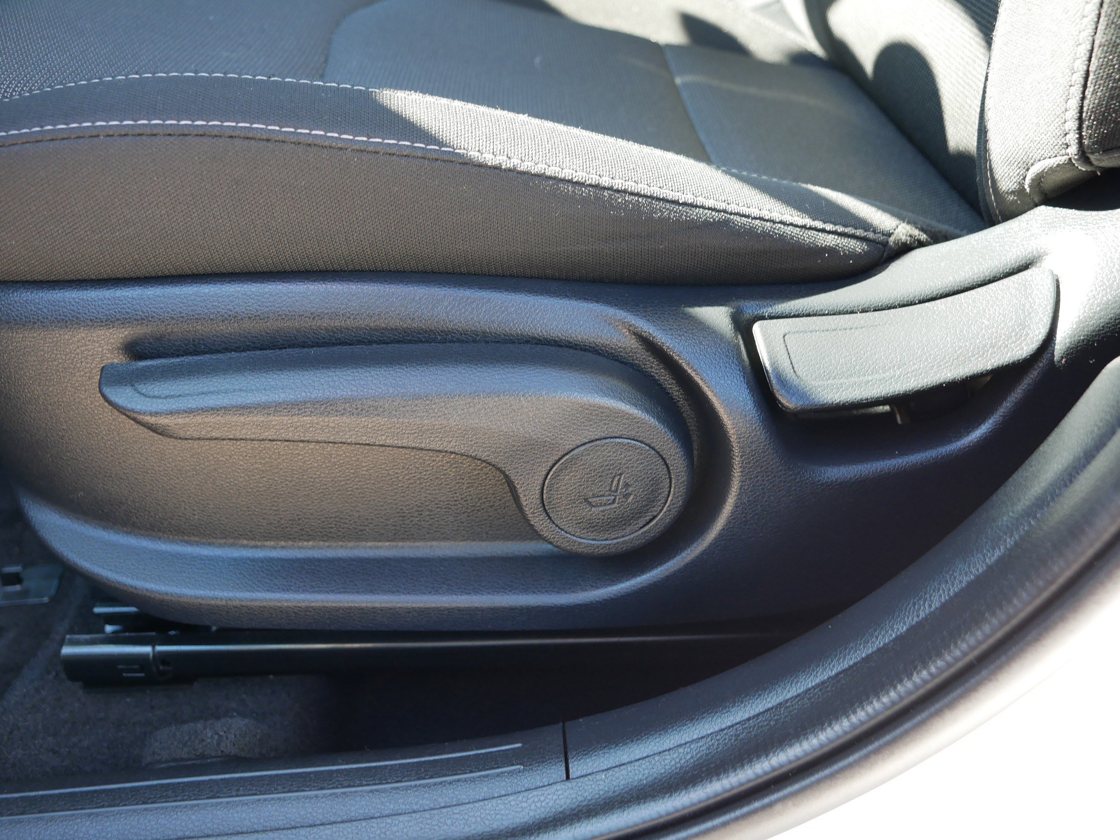 Certified 2024 Kia Forte LXS w/ LXS Technology Package image 20