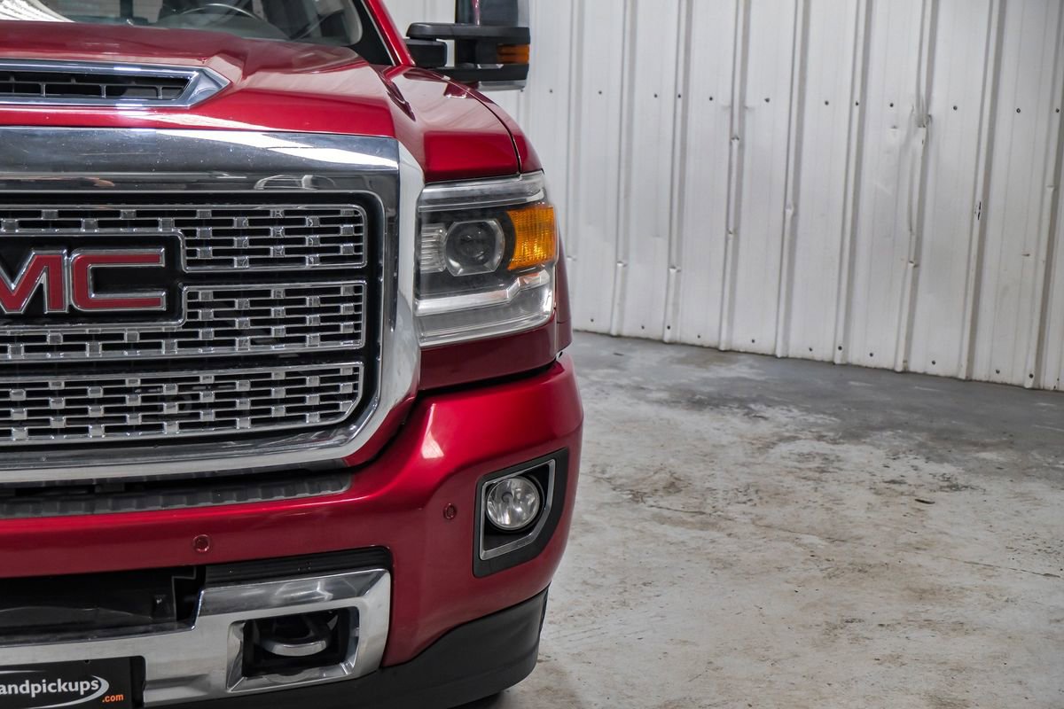 Used 2018 GMC Sierra 3500 Denali w/ Duramax Plus Package image 46