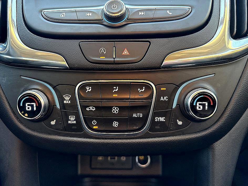 Used 2023 Chevrolet Equinox LT image 19