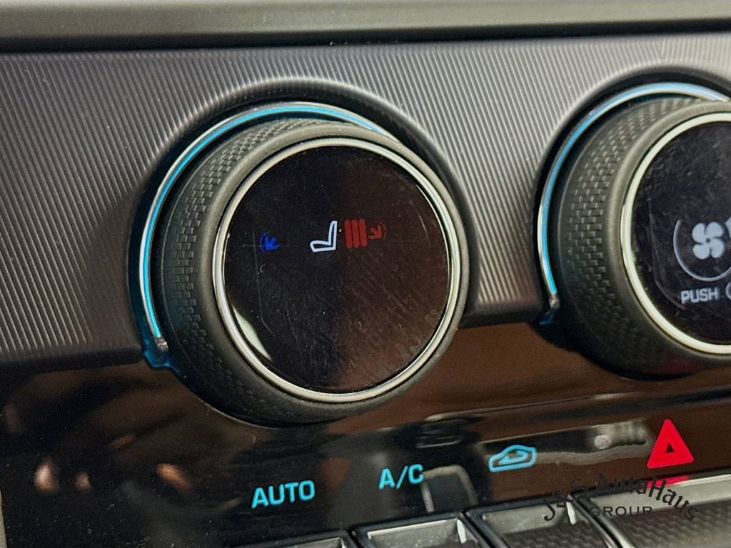 Used 2022 Jaguar F-TYPE R image 26