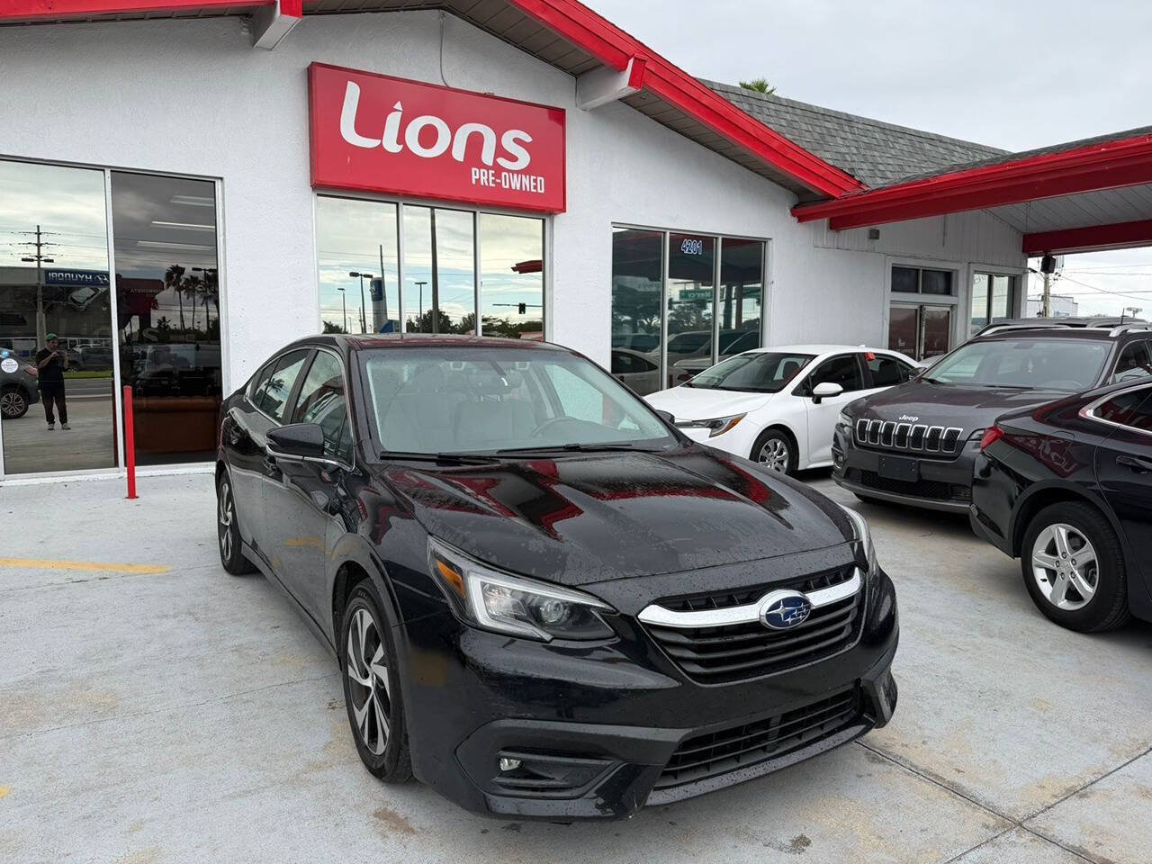 Used 2021 Subaru Legacy Premium image 3