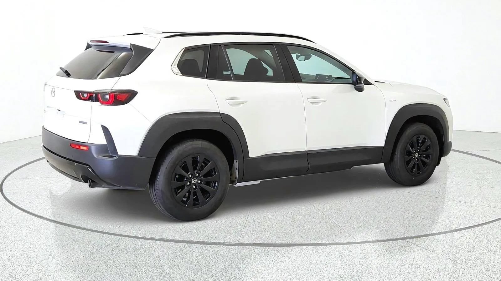 Used 2025 MAZDA CX-50 AWD 2.5 Hybrid w/ Premium Pkg image 9