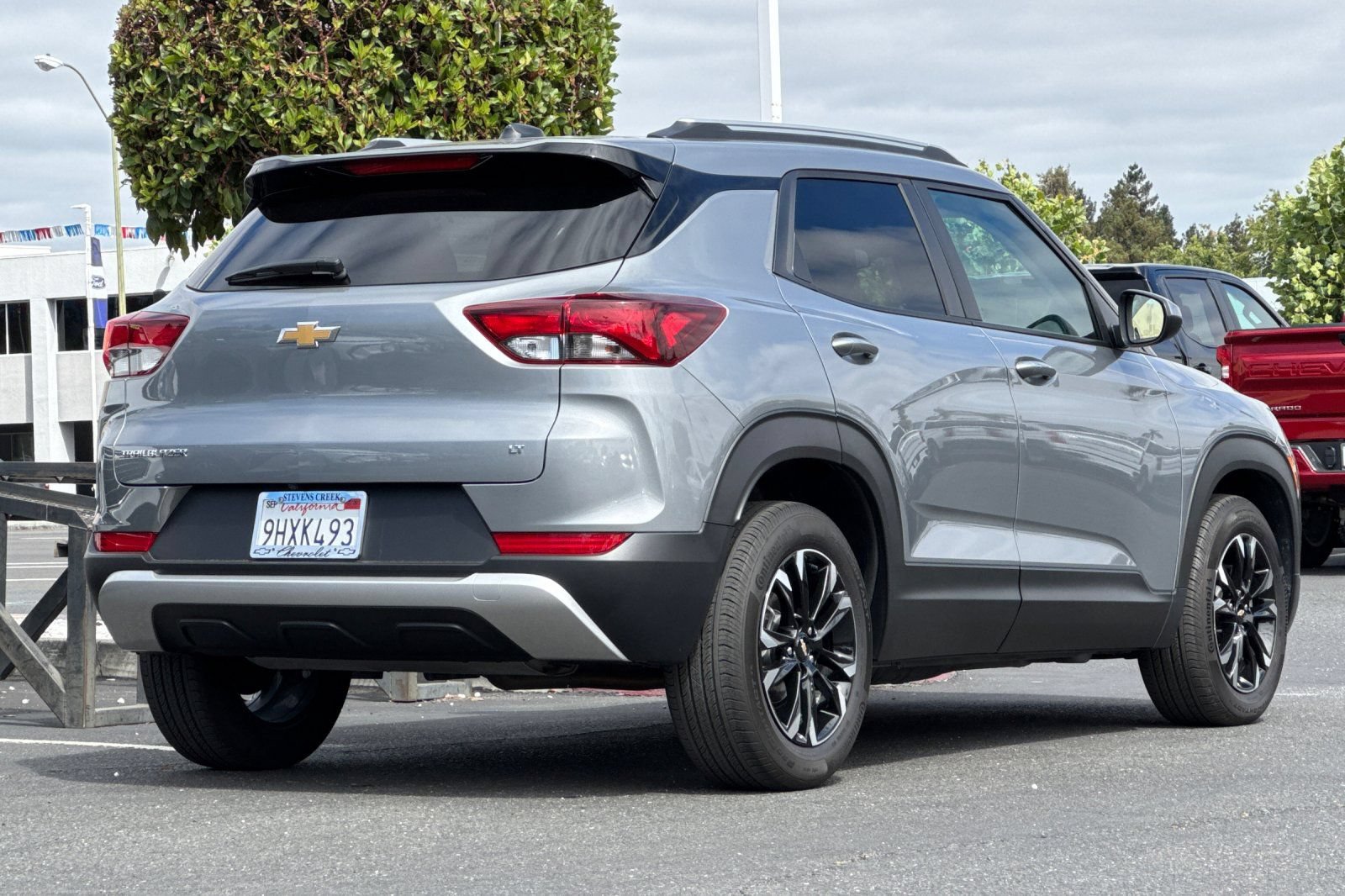 Used 2023 Chevrolet TrailBlazer LT FWD image 5