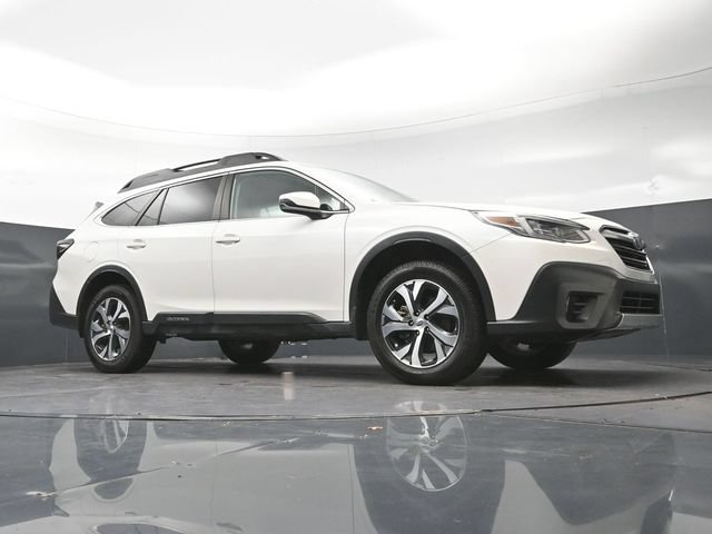 Used 2022 Subaru Outback Limited w/ Popular Package #2 AWD/4WD image 37
