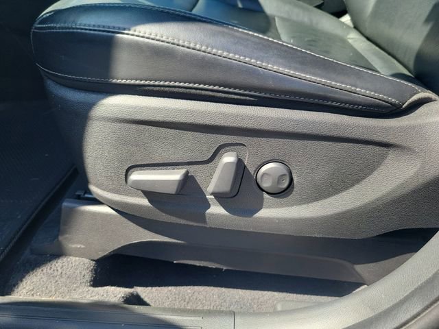 Used 2023 Kia Telluride S image 16