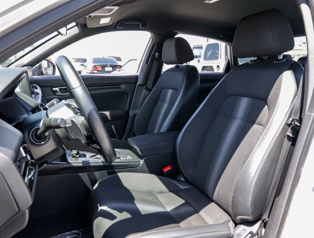 Used 2025 Honda Civic Sport image 16