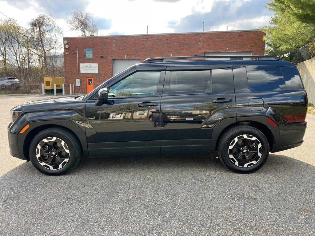 Used 2024 Hyundai Santa Fe SEL AWD/4WD image 2