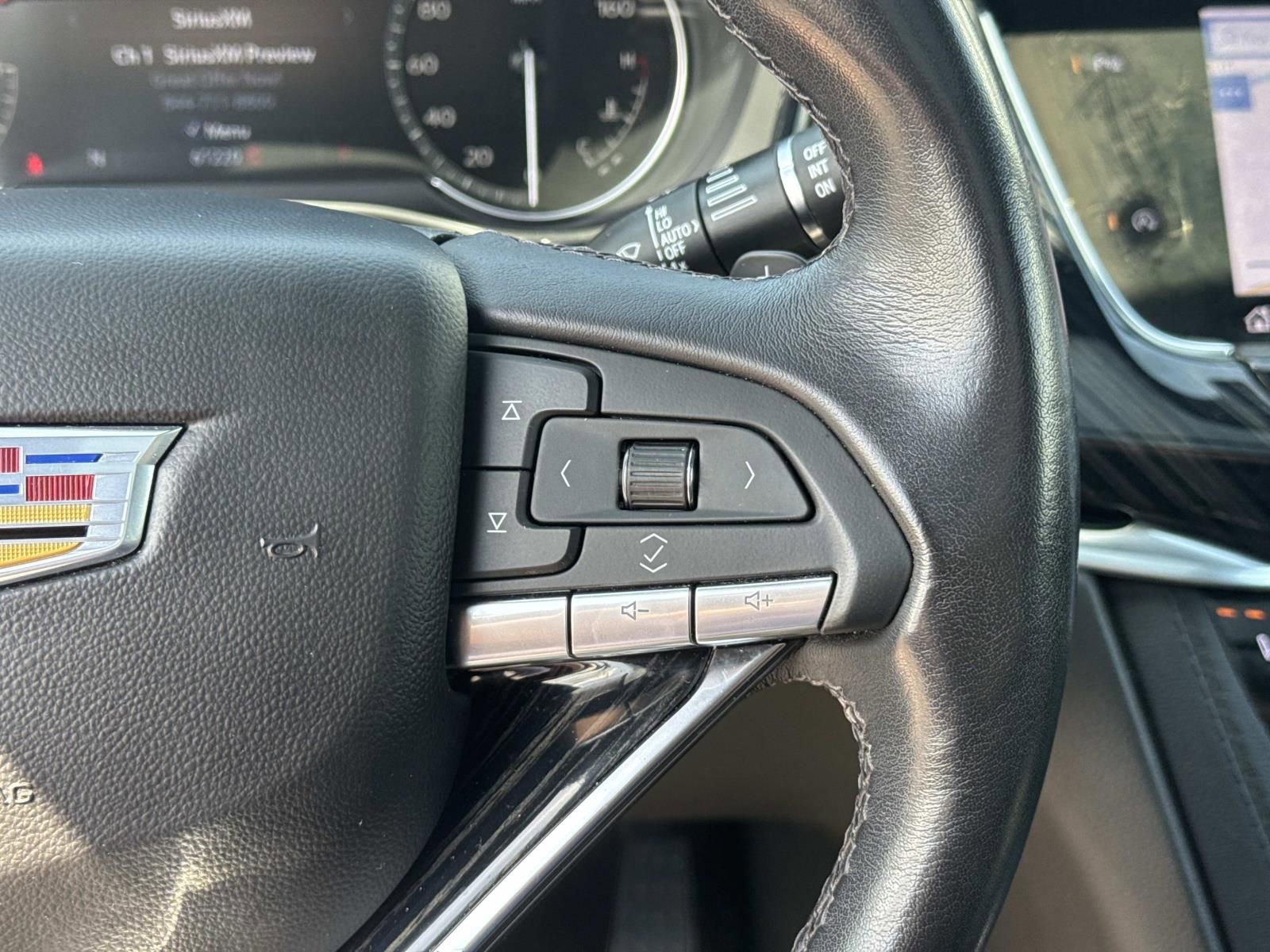 Used 2024 Cadillac XT6 Premium Luxury FWD image 26