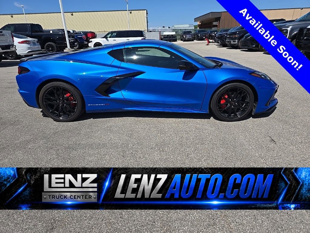 Used 2024 Chevrolet Corvette Stingray Preferred Cpe RWD image 1