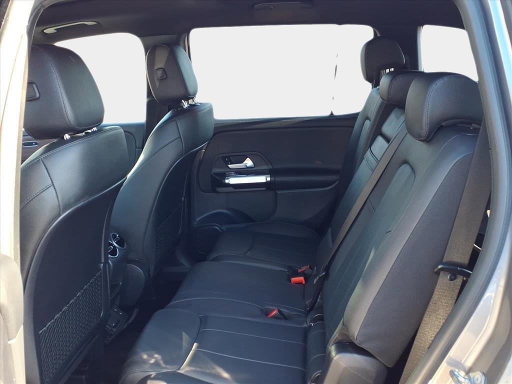 Used 2022 Mercedes-Benz GLB 250 4MATIC image 10