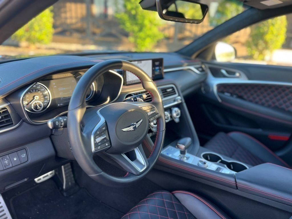 Used 2023 Genesis G70 3.3T w/ Sport Prestige Package RWD image 18