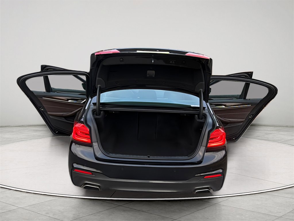 Used 2018 BMW 540i xDrive w/ M Sport Package image 42