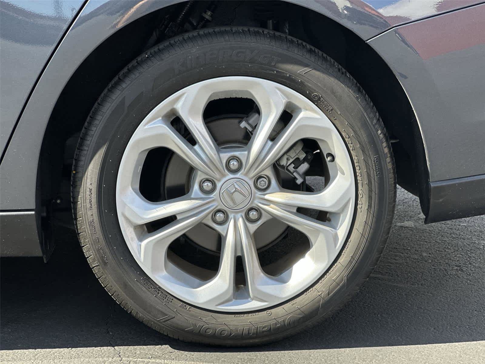 Used 2023 Honda Accord LX image 9