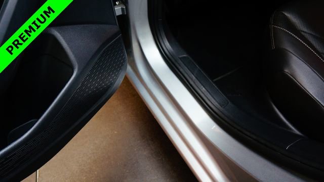 Used 2020 Volkswagen Jetta SEL Premium image 40