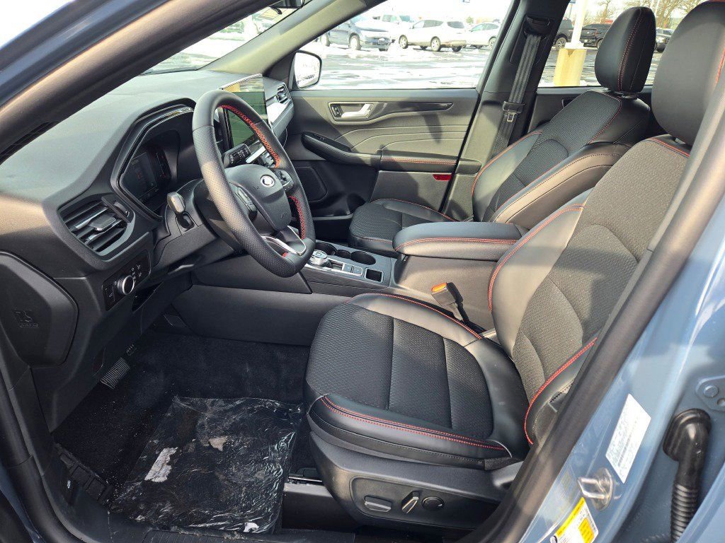 New 2026 Ford Escape ST-Line w/ Tech Pack #1 image 21