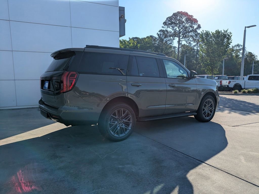 New 2026 Ford Expedition Platinum AWD/4WD image 4